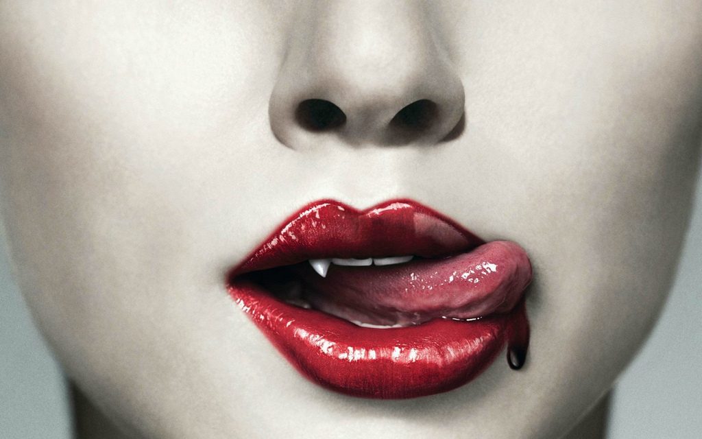 wampirzyca usta krew